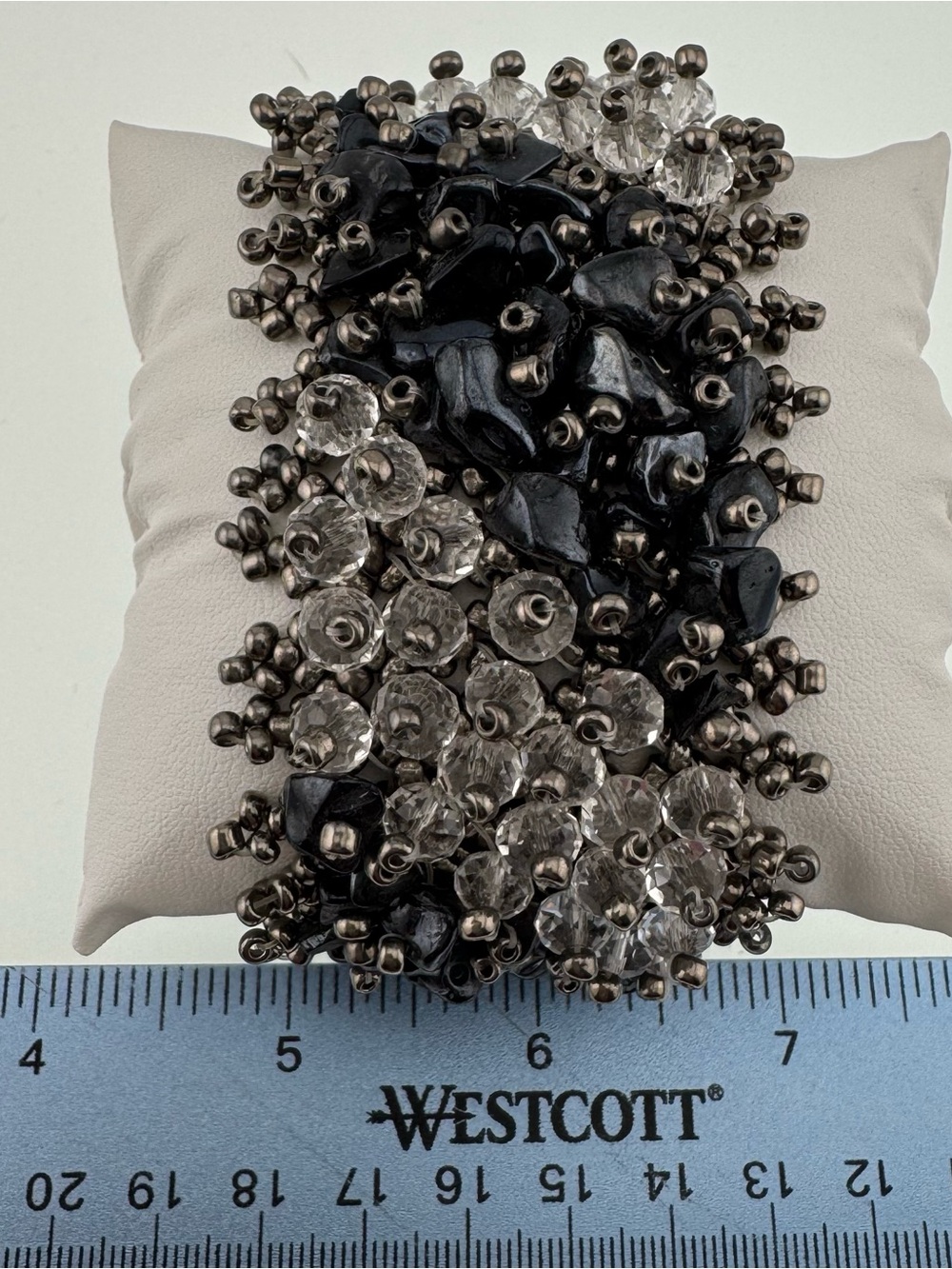 Beaded Stretch Bracelet in Black and Clear - Style